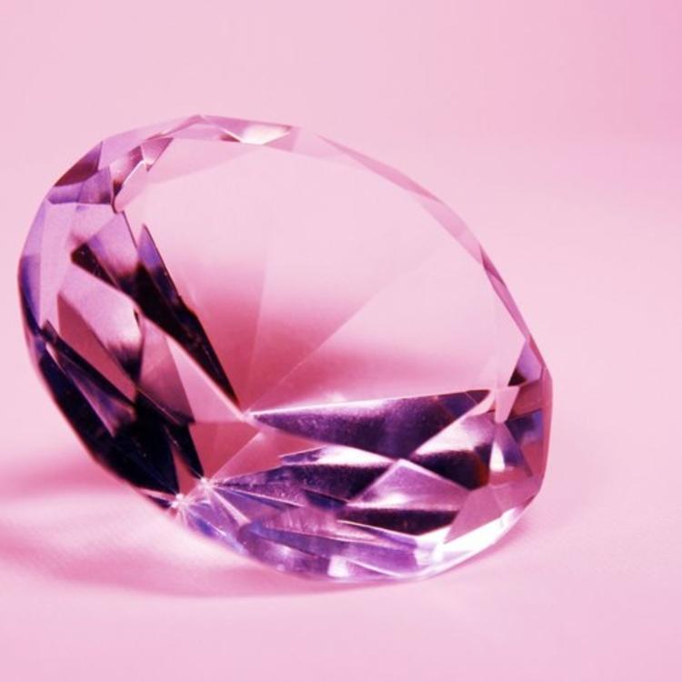 Doja Cat & Wes Period Floss Their Diamonds In “Ring” (Review & Stream)