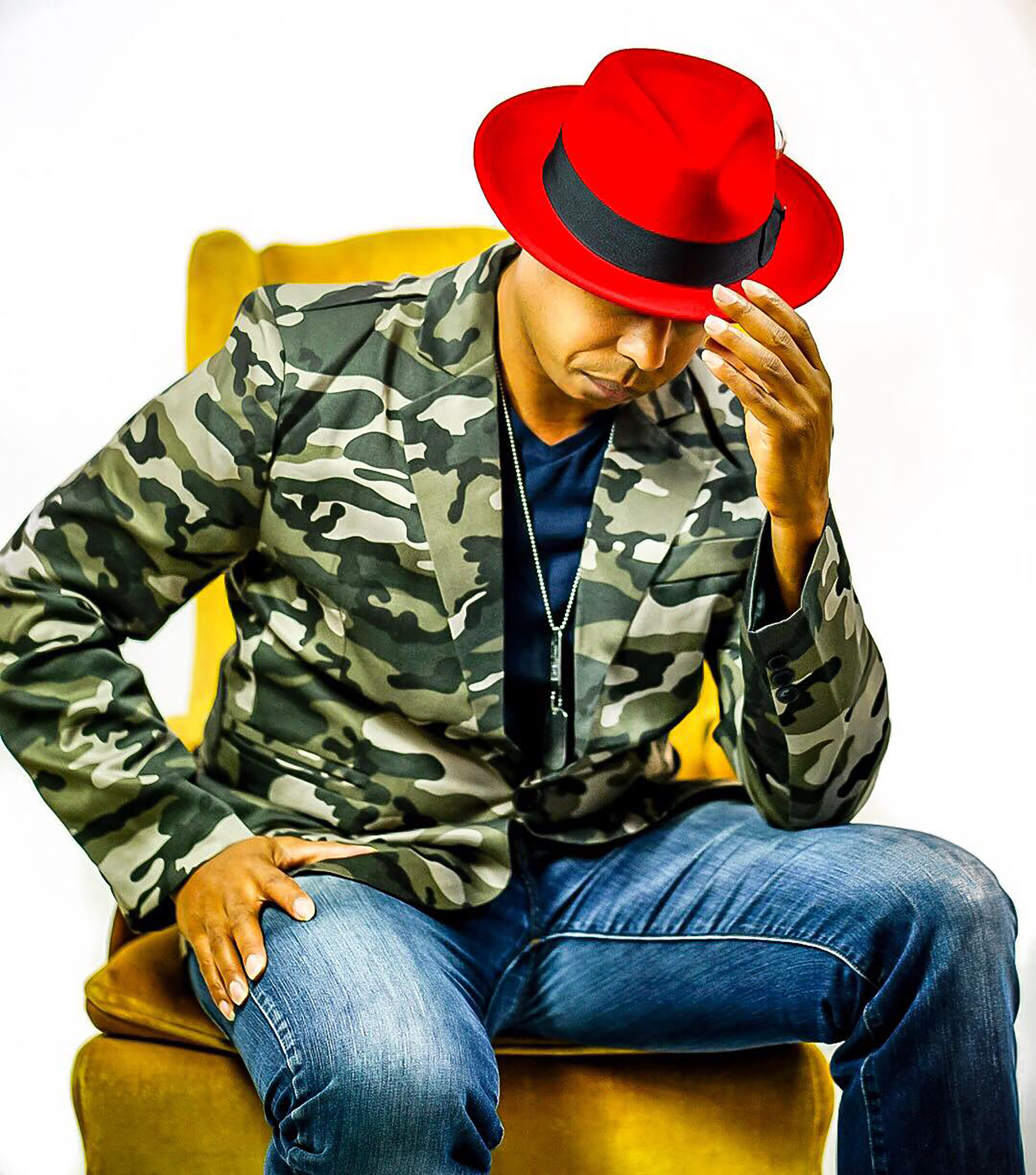 Read more about the article Chris Legacy Woos The Woman Of His Dreams In “HELLO”
