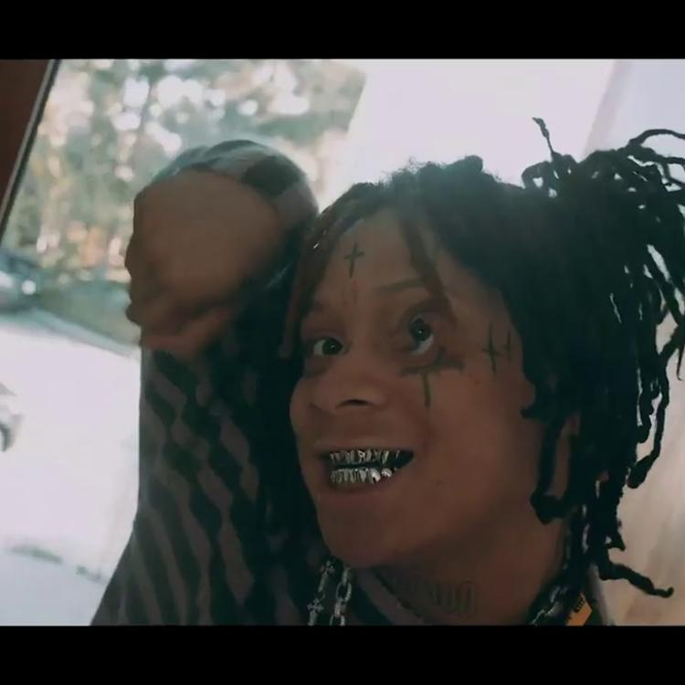 Read more about the article Trippie Redd Drops “Moon Walker”