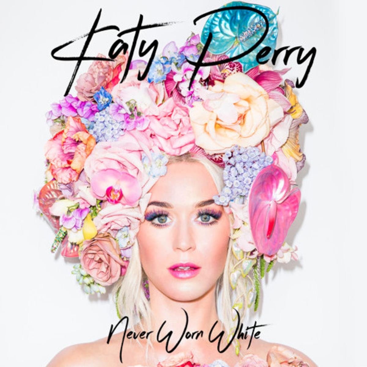 Read more about the article Katy Perry Announces Her Pregnancy In “Never Worn White”