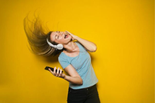 Read more about the article How To Start Working In The Music Industry
