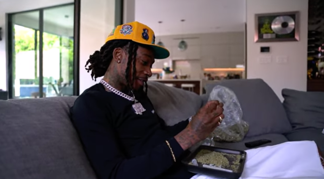 Read more about the article Wiz Khalifa Releases “Ski Weedmix”