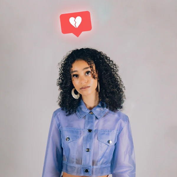 Read more about the article Lala Voices Insecurities In “Social Media Ruined My Relationship”