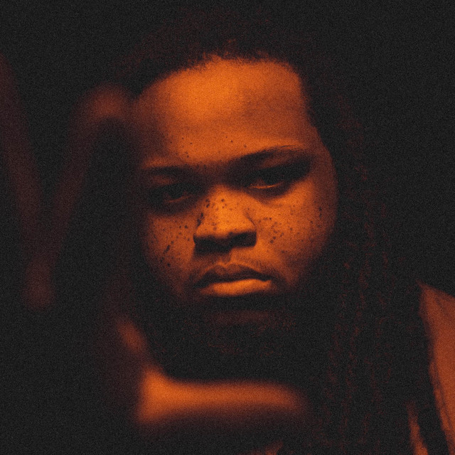 Read more about the article Kid Travis Orders Us To “Let Me In”