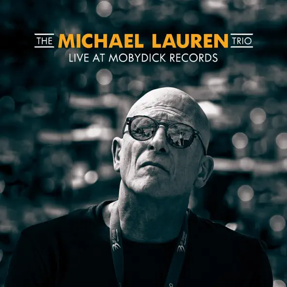 Read more about the article Michael Lauren Gives “Sempre Em Frente”