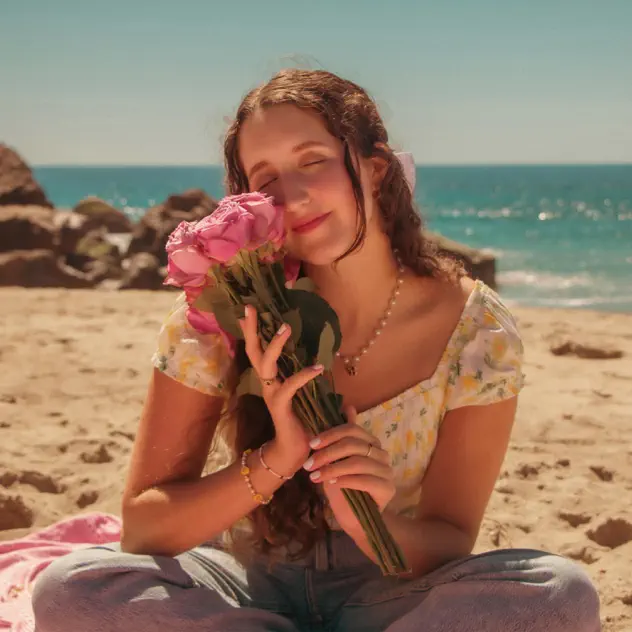 Read more about the article KAKI Gets Flirty on “Like I Want You”