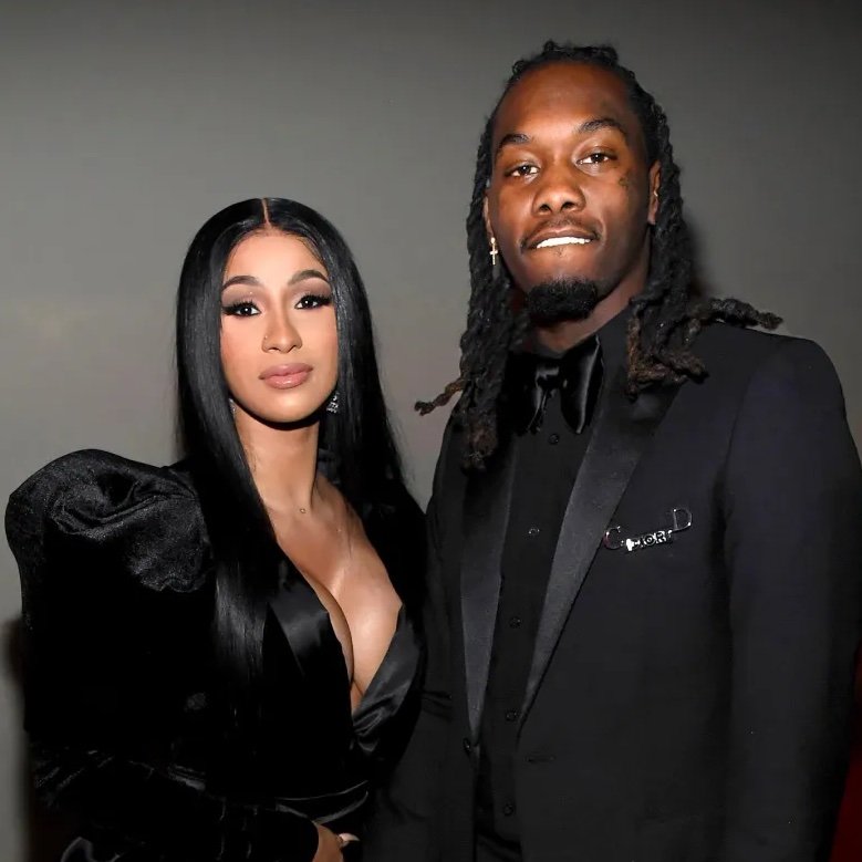 Read more about the article Cardi B & Offset Trade Shots On Twitter