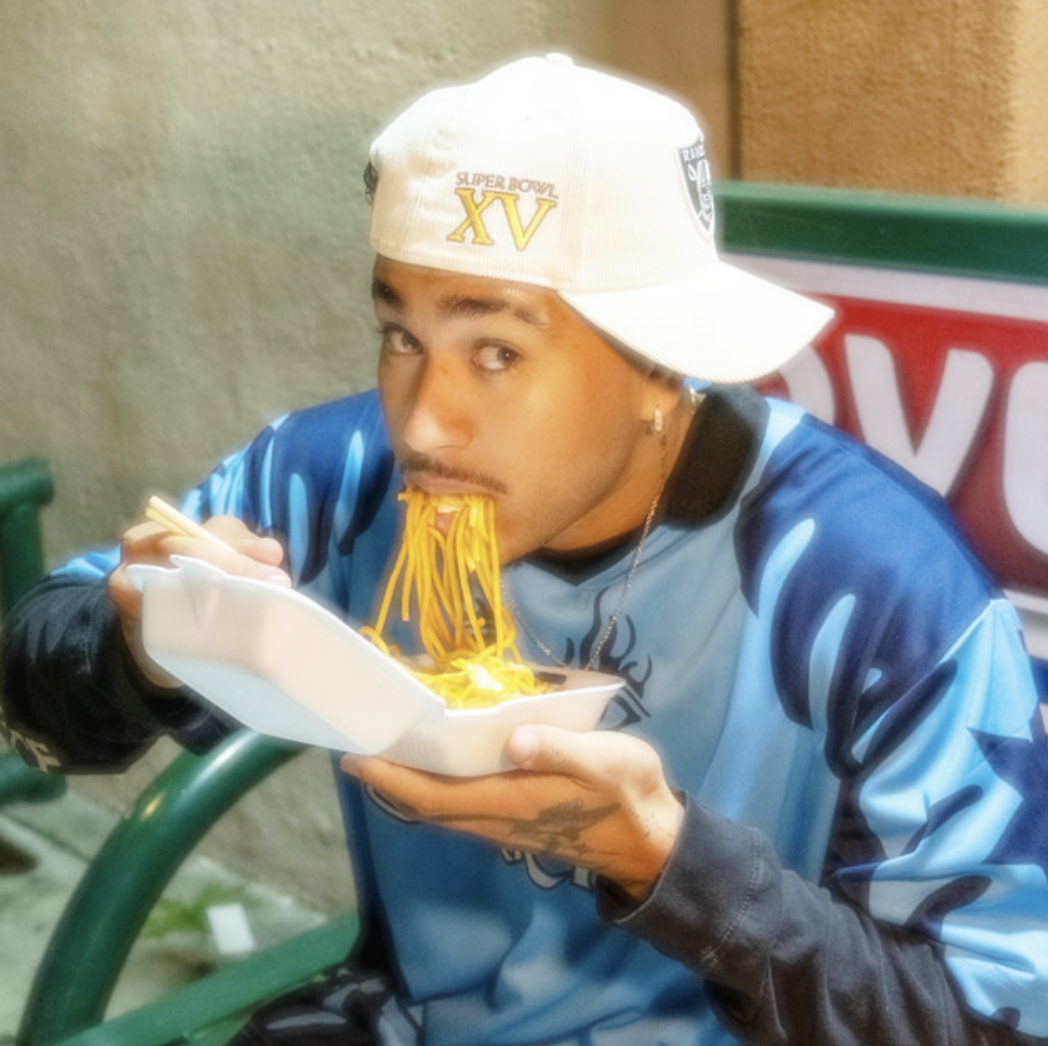 Read more about the article Omar Pierce Shines with Feel-Good New Single “I Got You”