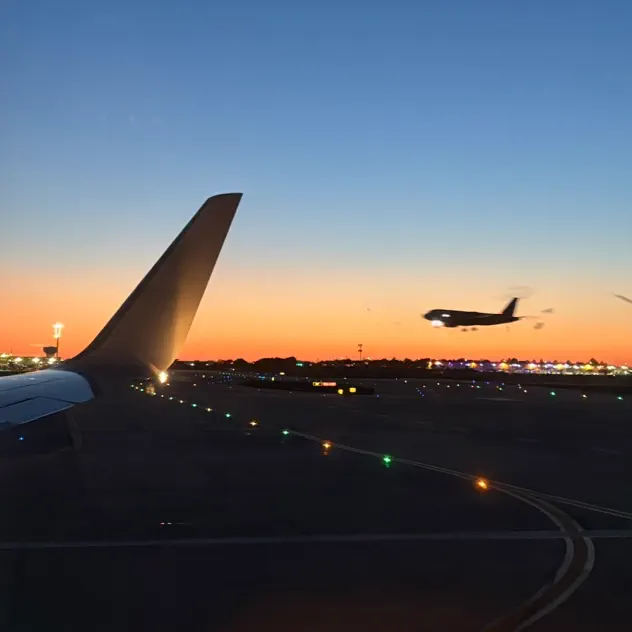 Read more about the article HOLLY & jasper Take Us to “Another Earth”