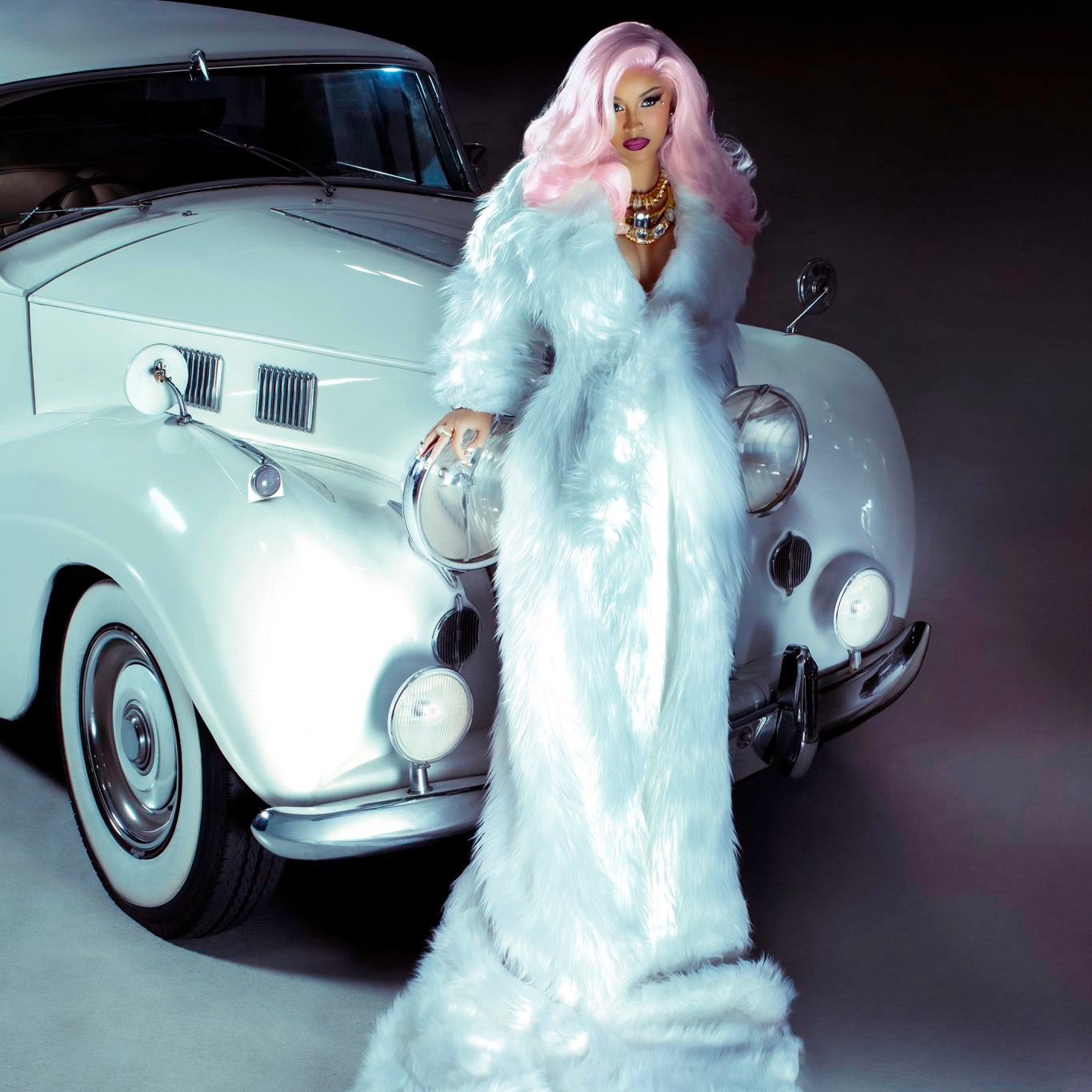 Read more about the article Cardi B’s “Imaginary Playerz” Hits #1 on US iTunes Ahead of ‘Am I The Drama?’