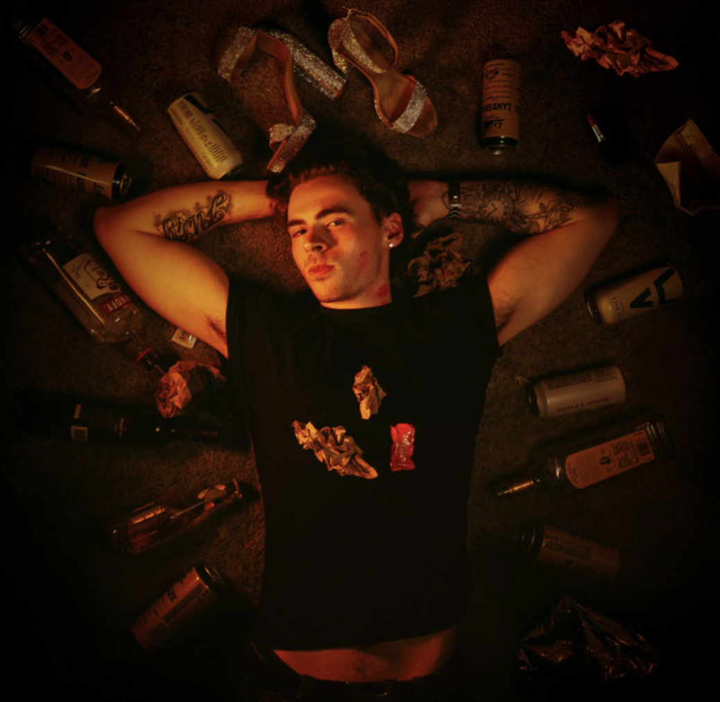 Read more about the article David July Pushes Limits and Desires on His Electrifying New Single “DON’T STOP”