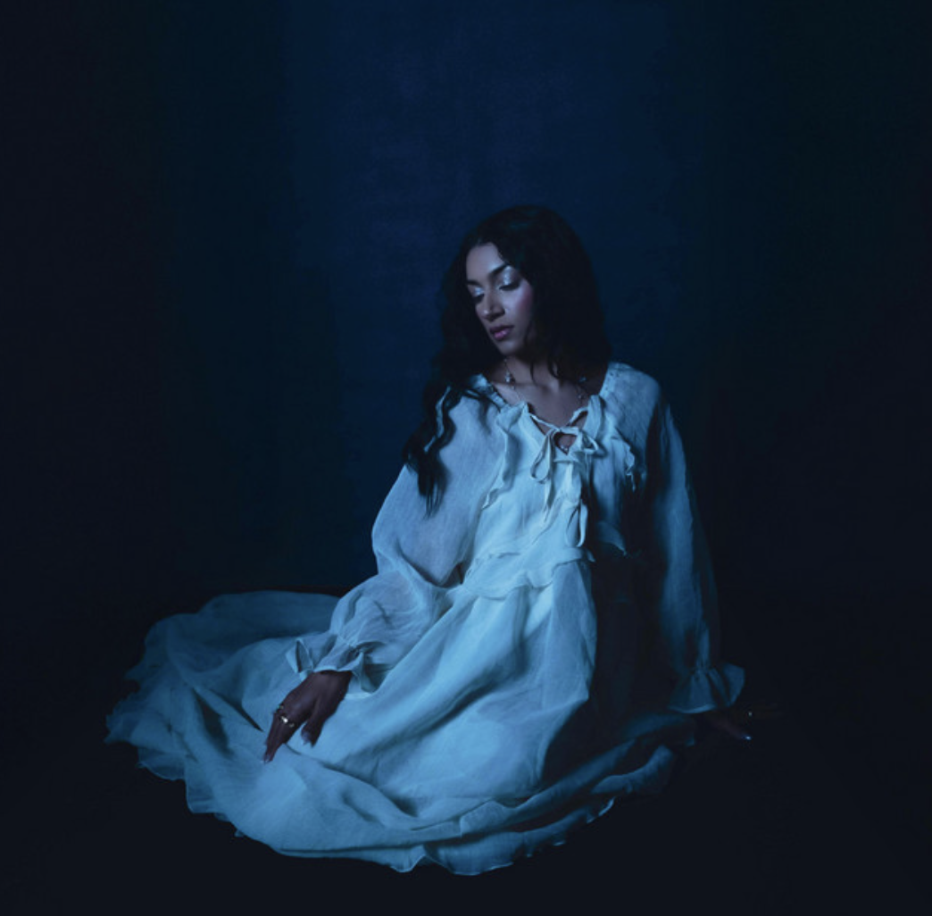 Simora Creates Dreamlike R&B Atmosphere on “Nightfall” | RGM