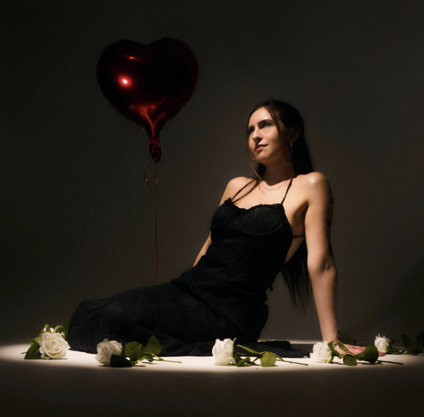 Read more about the article Alexa Kate Delivers Emotional Alternative Pop Single “The Aftermath”