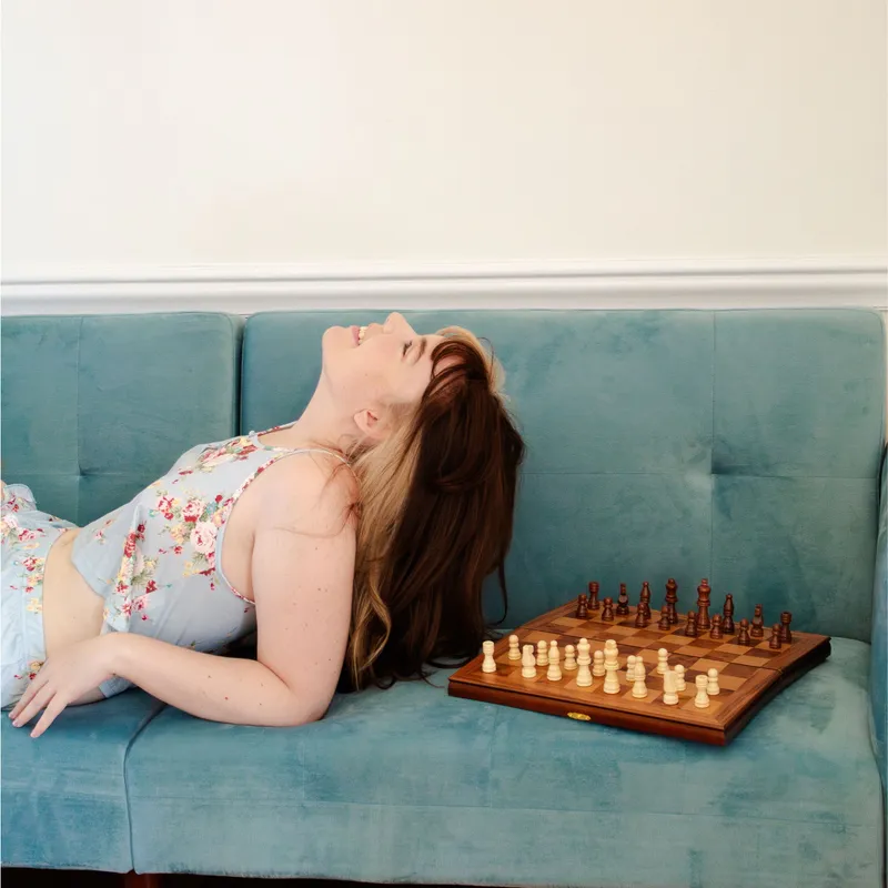 Read more about the article Shelby Sanborn Ends the Romantic Games With “Cards Spilled Out”